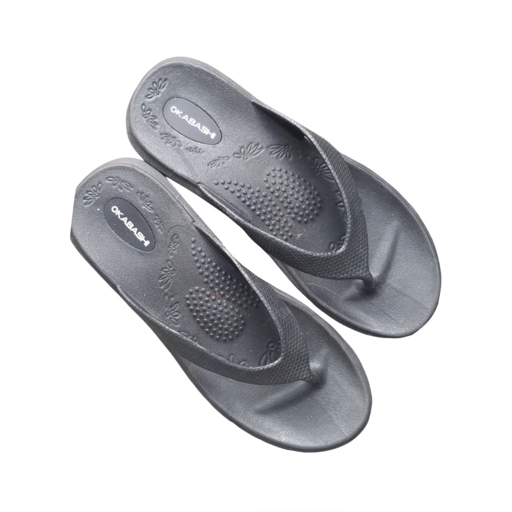 Women’s Okabashi Black Sandals - Medium